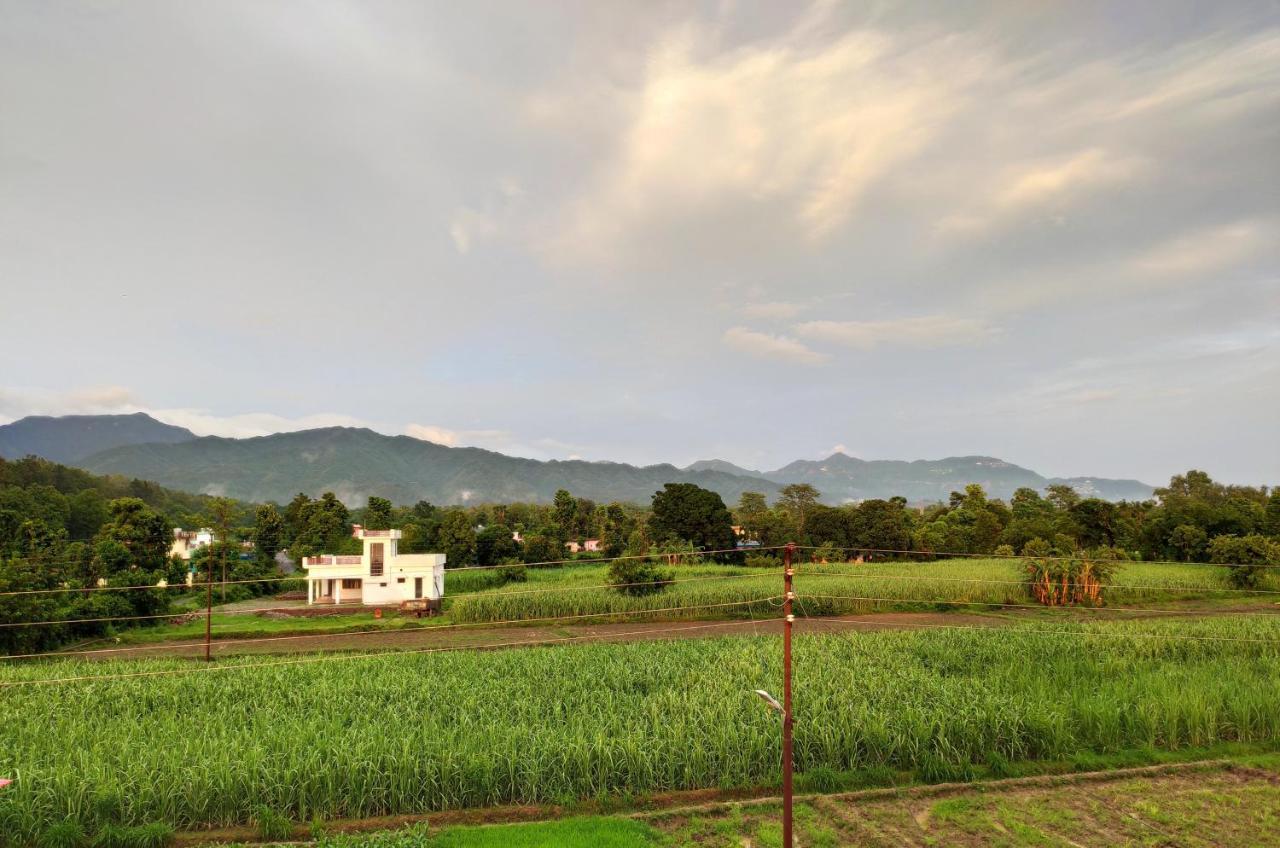Sun N Soil Backpacker Hostel Lachhiwala Экстерьер фото
