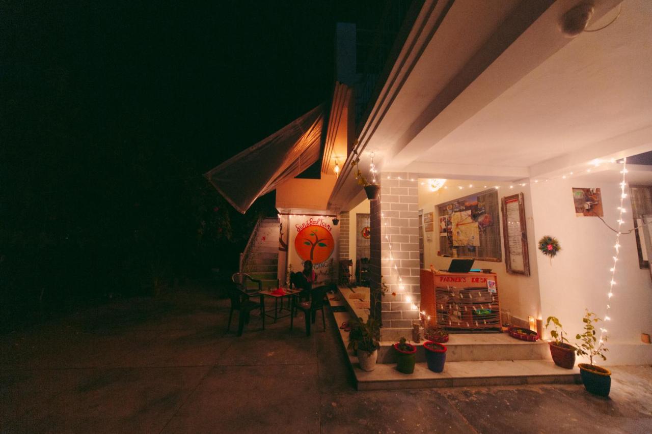 Sun N Soil Backpacker Hostel Lachhiwala Экстерьер фото